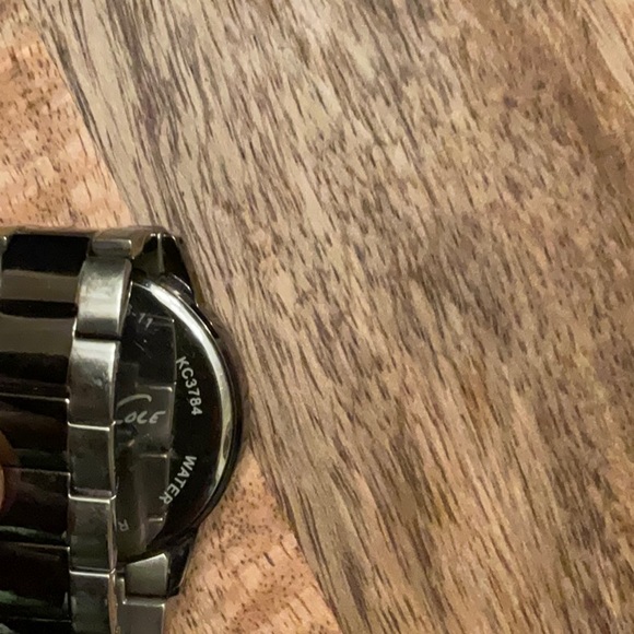 Kennth Cole Time Piece - Picture 3 of 4